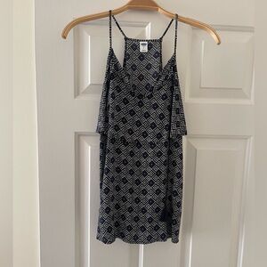 Old Navy Black Geometric Print Top